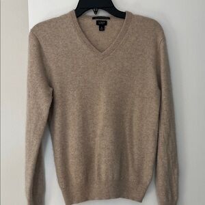 J. Crew women’s Beige V-Neck Sweater 100% Italian cashmere size small